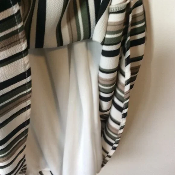 J Roberts Cold Shoulder Dress With Short Sleeves & Pin Stripes Size S - Picture 5 of 9